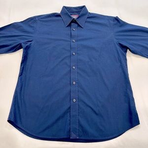 Men’s UNTUCKit button down shirt